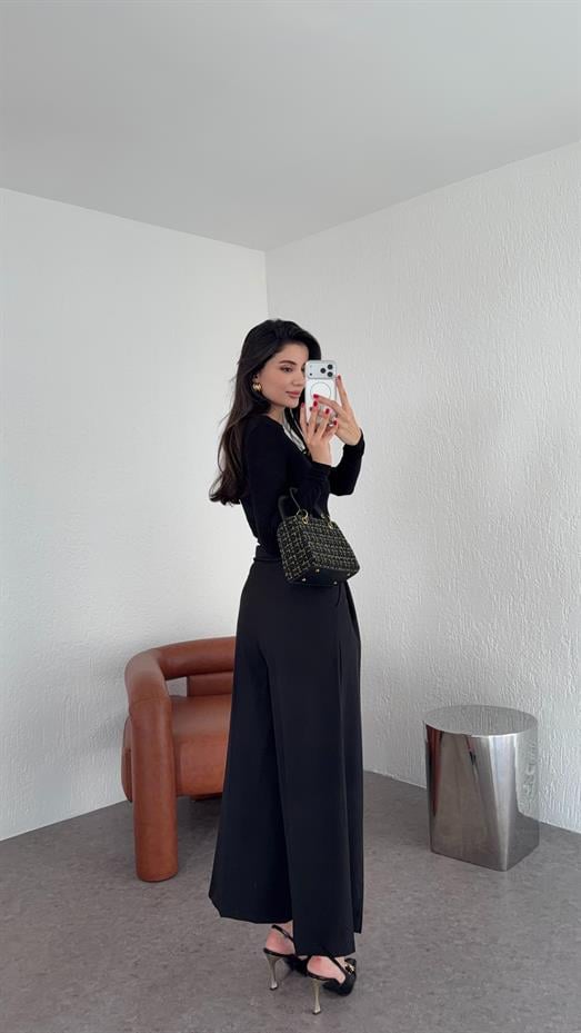 3 Düğmeli Ekstra Yüksek Bel Siyah Pantolon