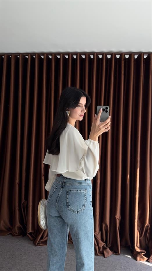 Açık Kar Yıkamalı Momfit Jean