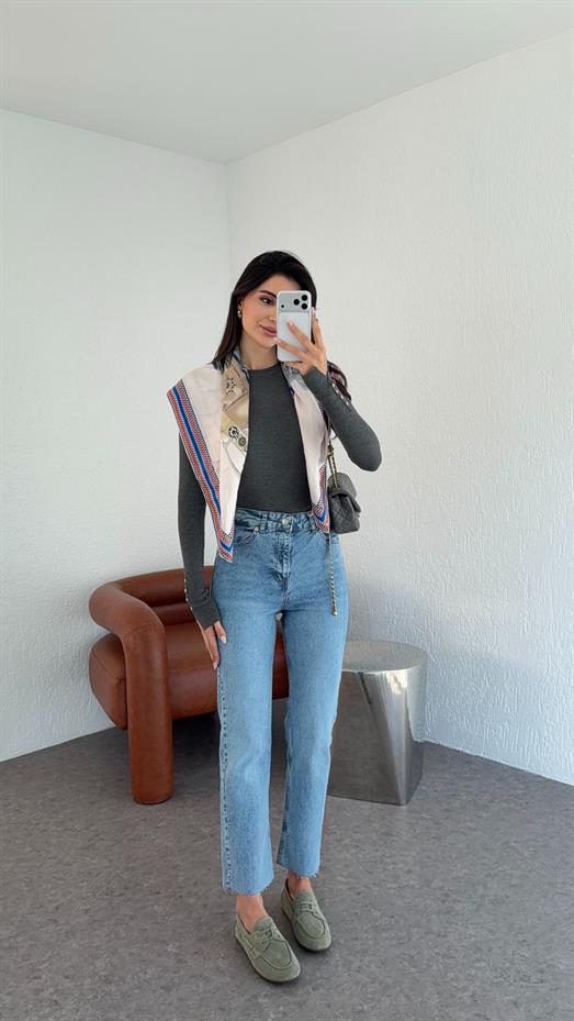 Açık Mavi Momfit Jean