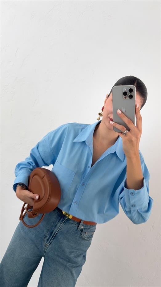 Açık Mavi Oversize Gömlek