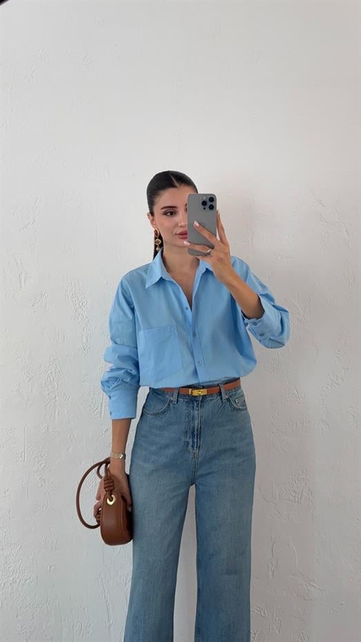 Açık Mavi Oversize Gömlek