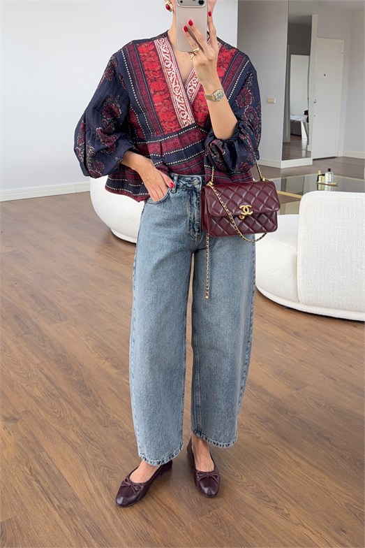 Açık Mavi Yıkamalı Barrel Jean