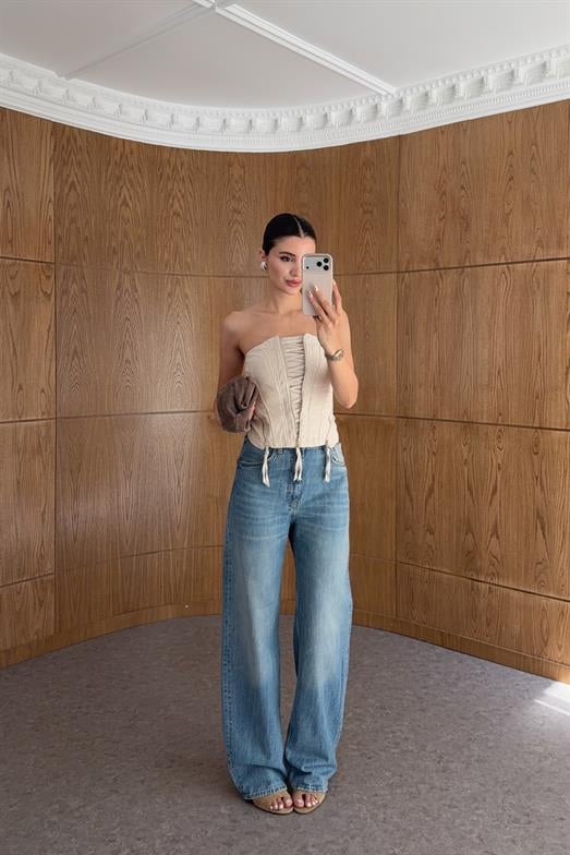 Açık Mavi Yıkamalı Relax Fit Jean