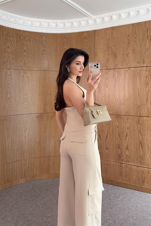 Asimetrik Bağlamalı Bluz-Kargo Pantolon Bej Takım