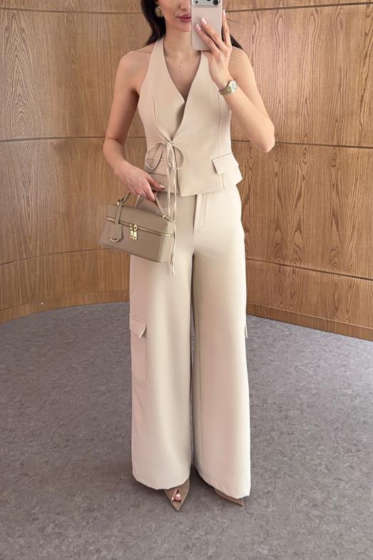 Asimetrik Bağlamalı Bluz-Kargo Pantolon Bej Takım