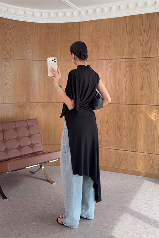Asimetrik Uzun Parçalı Siyah Bluz