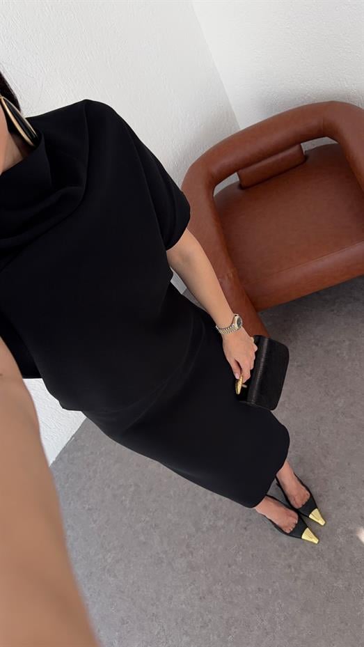 Asimetrik Yaka Siyah Premium Elbise