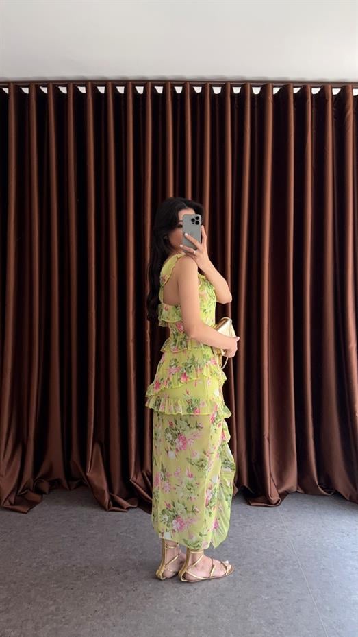 Asimetrik Yeşil Şifon Elbise