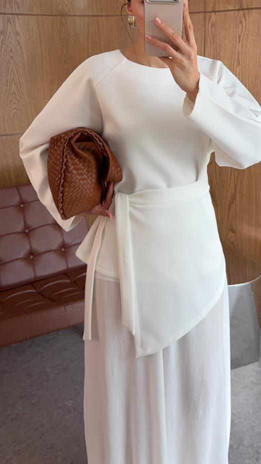 Bağlama Parçalı Scuba Beyaz Bluz