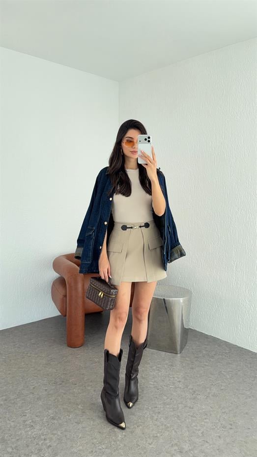 Kanca Tokalı Bej Şort Etek