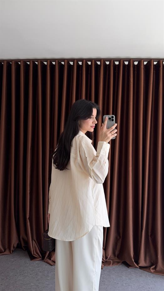 Bej Çizgili Gömlek