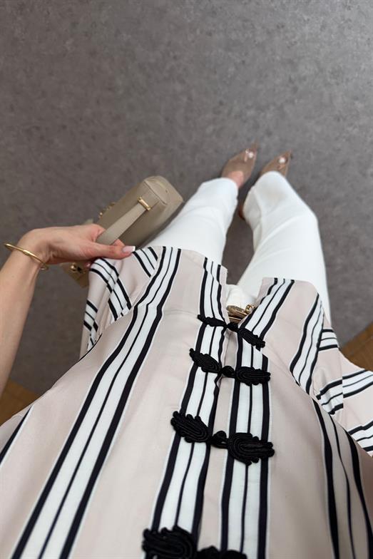 Bej Çizgili Napolyon Bluz