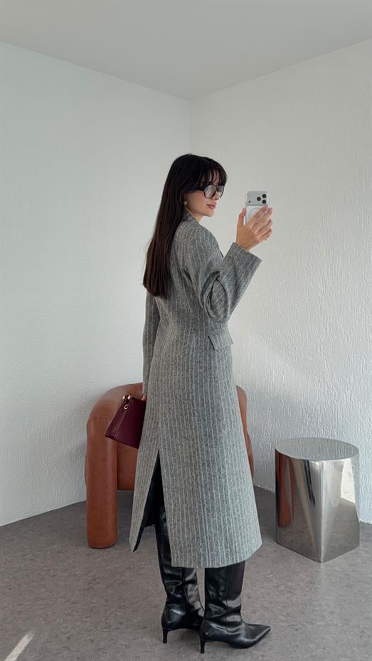 Belden Oturtmalı Gri Kaşe Kaban