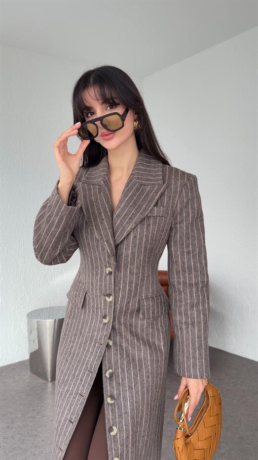 Belden Oturtmalı Kahve Kaşe Kaban