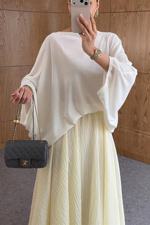 Beyaz Kayık Yaka Salaş Bluz