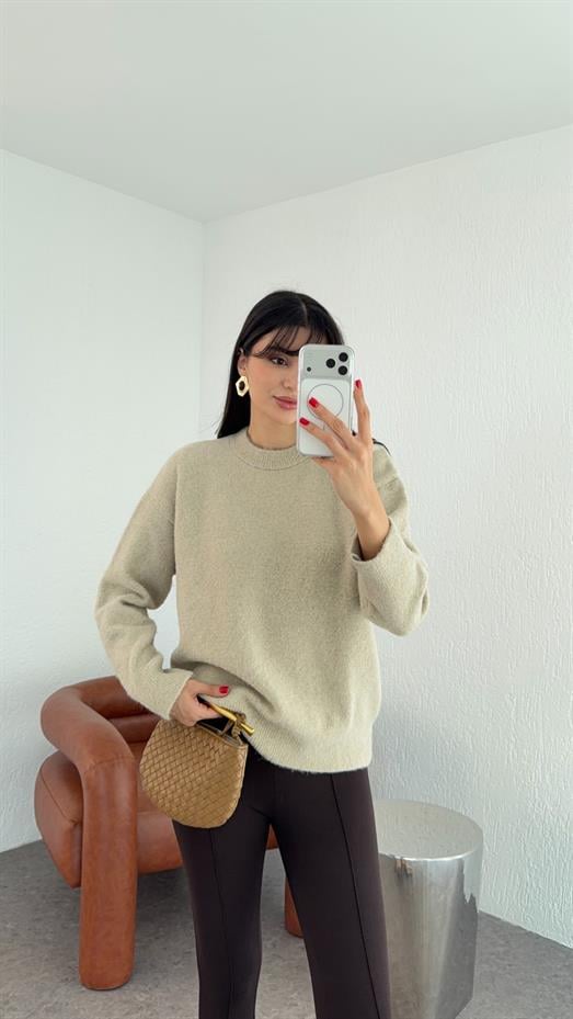 Bisiklet Yaka Taş Kazak