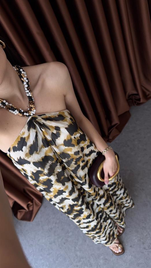 Boncuk Yakalı Leopar Elbise