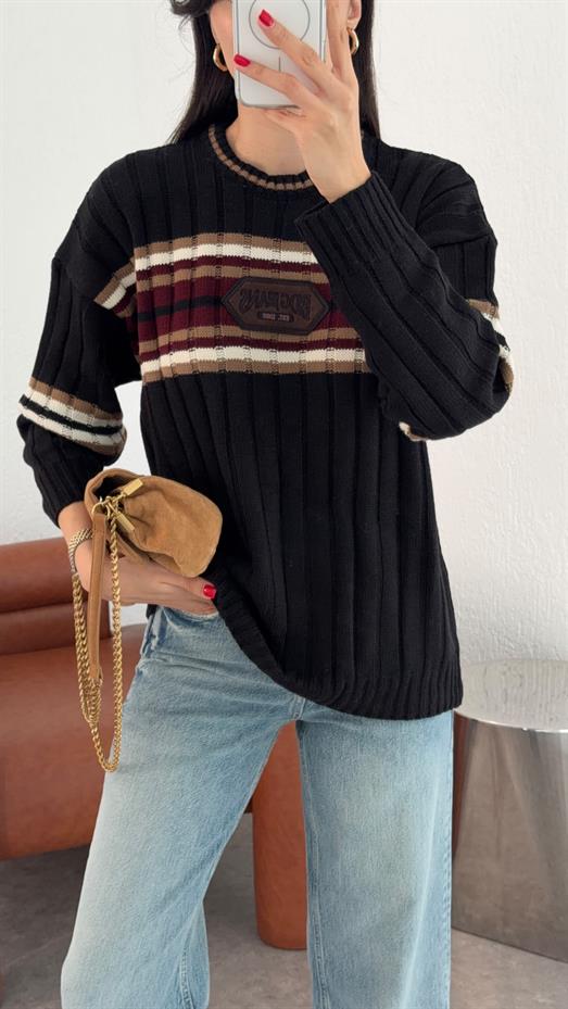 Bordo Çizgili Siyah Kazak