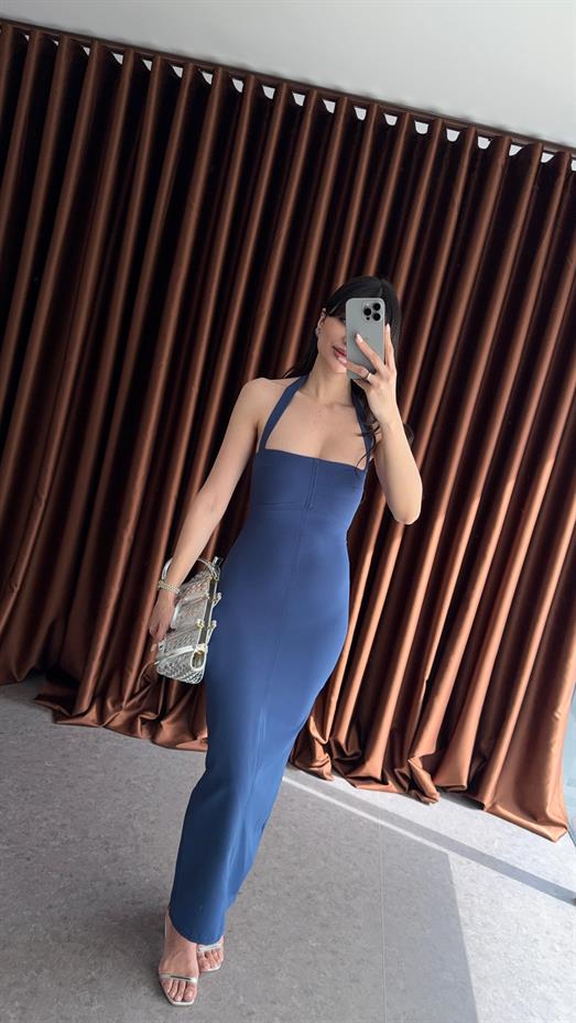 Boyun Detaylı İndigo Elbise