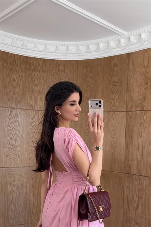Büzgü Bel Detaylı Pembe Maxi Elbise