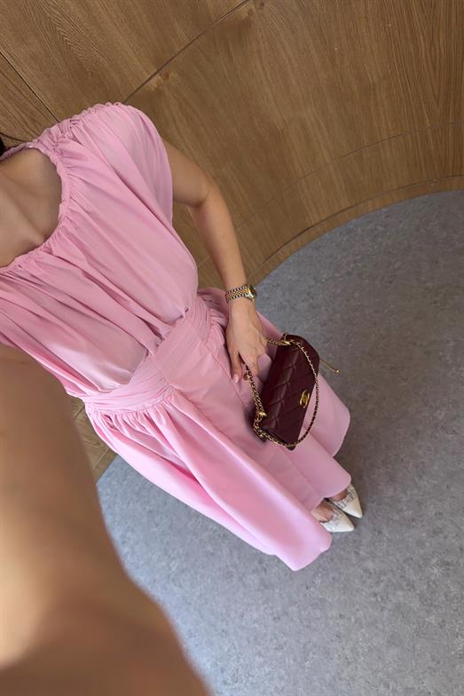 Büzgü Bel Detaylı Pembe Maxi Elbise