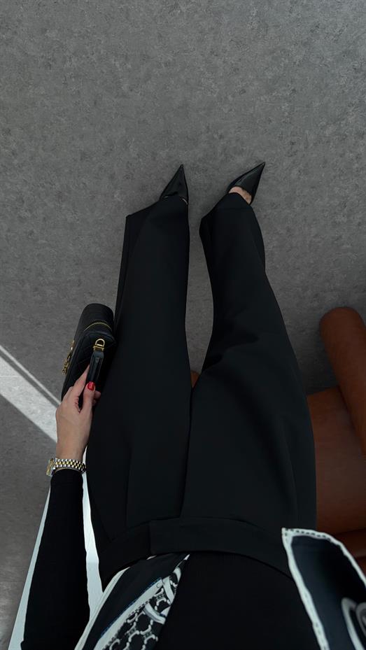 Çapraz Kemerli Siyah Premium Pantolon