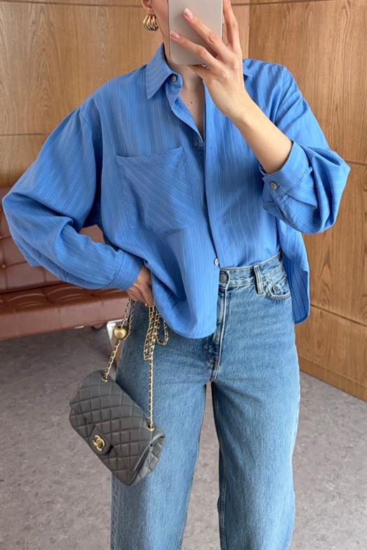 Cepli Oversize Çizgili Mavi Gömlek
