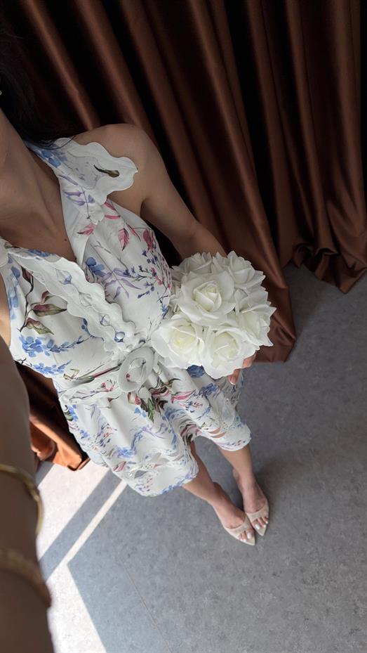 Çiçekli Tasarım Mini Elbise