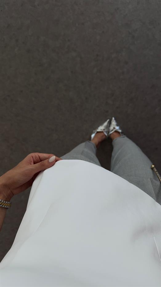 Çift Kat Dilvin Beyaz Straplez Top