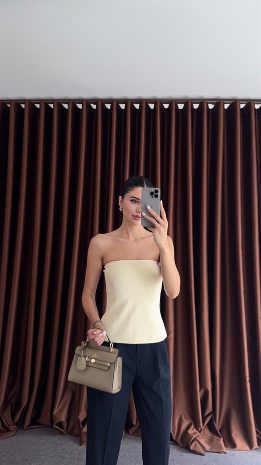 Çift Kat Dilvin Sarı Straplez Top