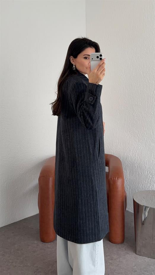 Çizgili Lacivert Kaban