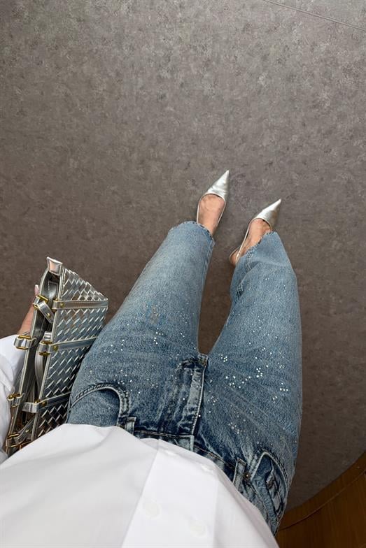 Dağınık Gümüş Taşlı Skater Jean