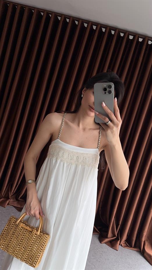 Dantel Detaylı Askılı Elbise