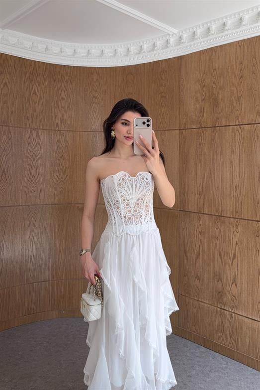 Dantel Detaylı Beyaz Korse