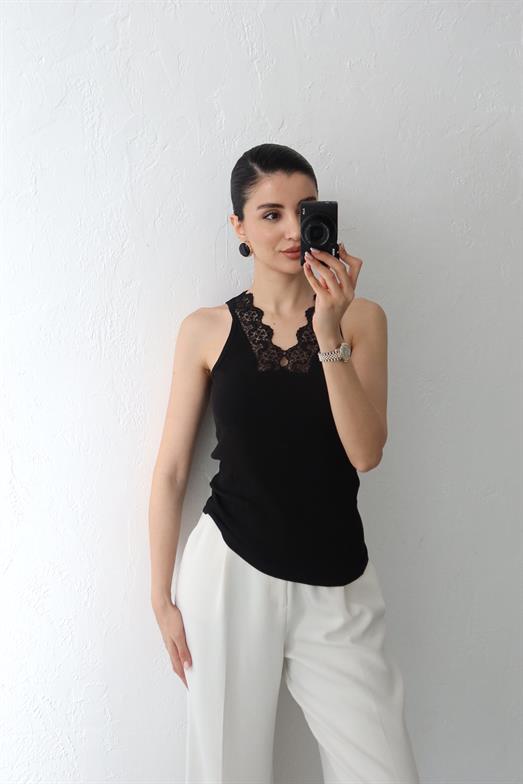 Dantelli Siyah Atlet