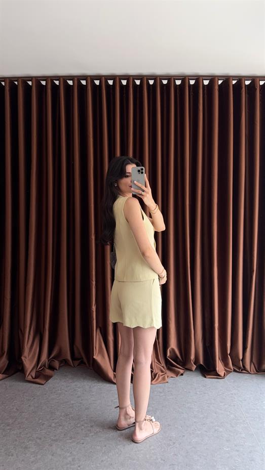 Deniz Yıldızı Düğmeli Sarı Takım