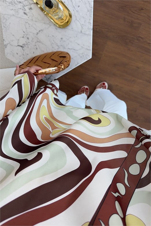 Desenli Kahve Tunik Bluz