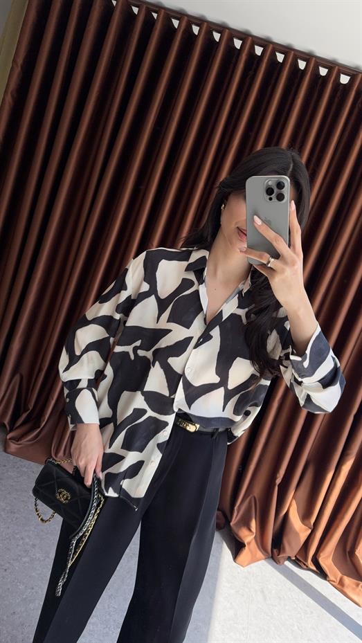 Desenli Saten Gömlek