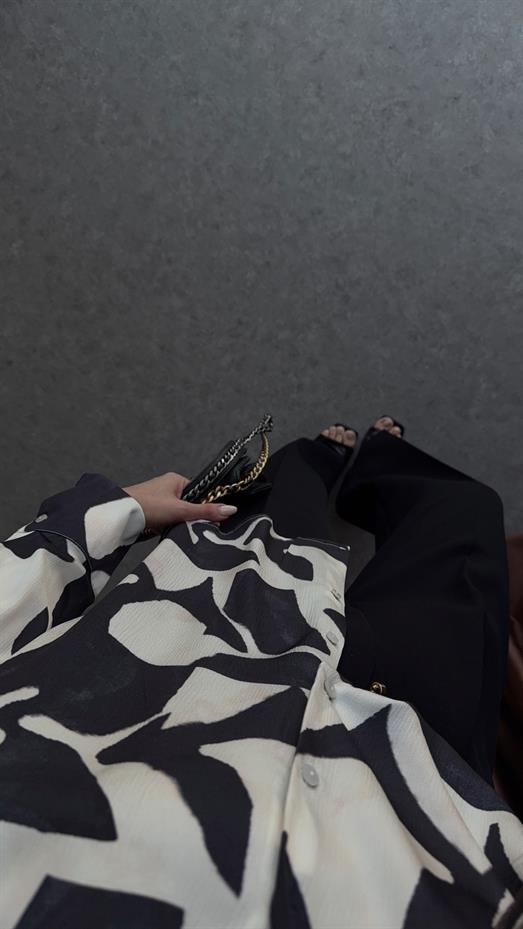 Desenli Saten Gömlek