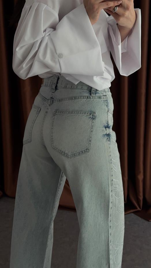 Desenli Taşlı Jean