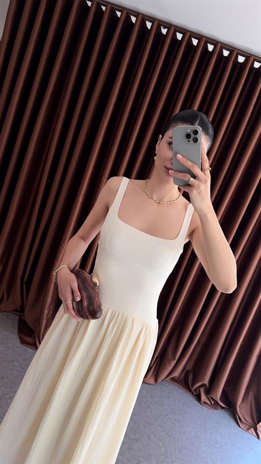 Dokulu Kumaş Ekru Elbise