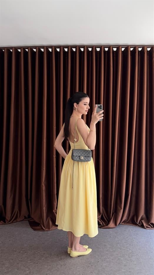 Dokulu Kumaş Sarı Elbise