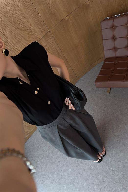 Düğmeli Polo Yaka Siyah Bodysuit