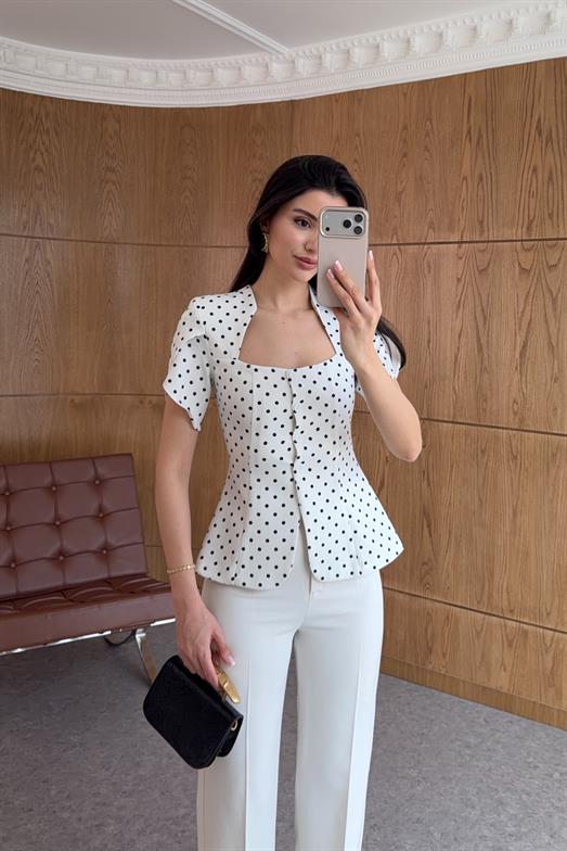 Düğmeli Puantiyeli Bluz