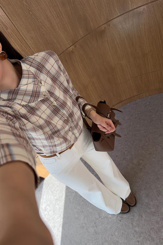 Ekoseli Asimetrik Krem Gömlek