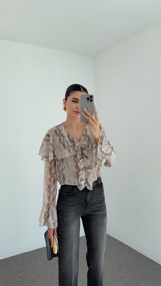 Fırfırlı Desenli Bluz