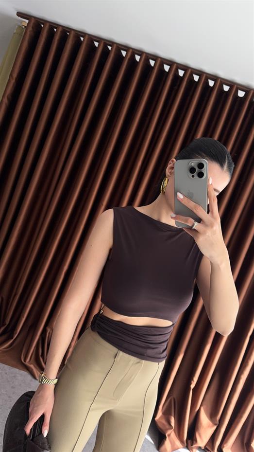 Gold Detaylı Acı Kahve Tasarım Bluz