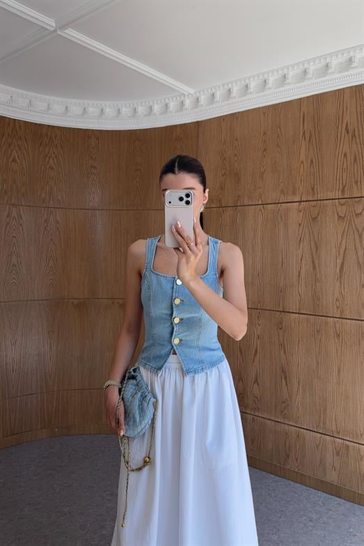 Gold Düğmeli Açık Mavi Denim Yelek