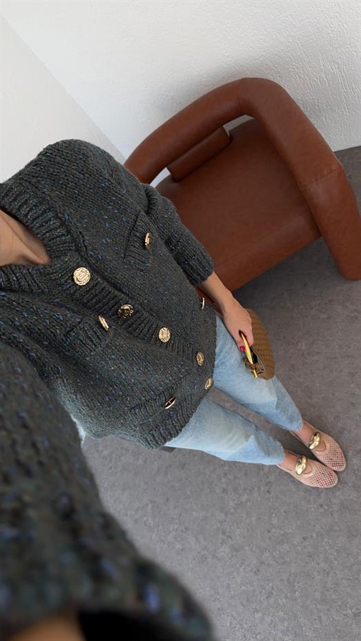 Gold Düğmeli Cepli Füme Premium Hırka