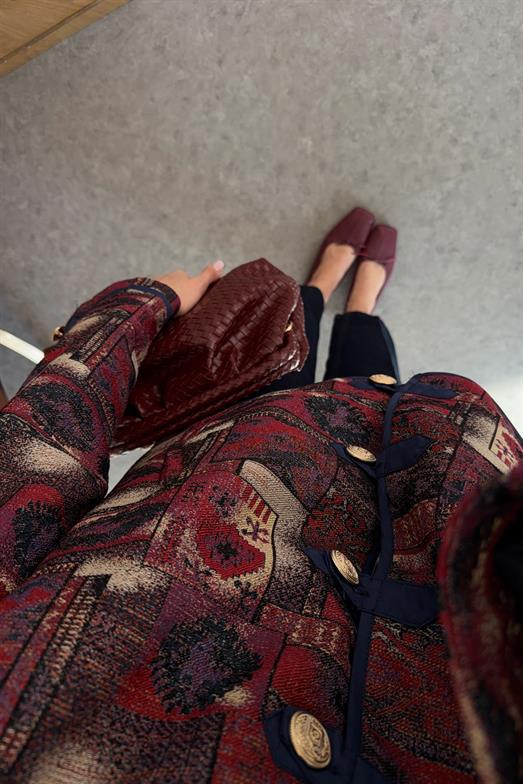 Gold Düğmeli Desenli Ceket